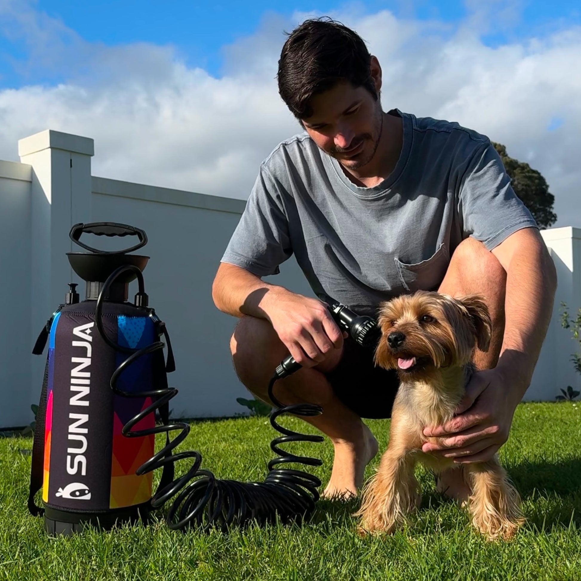 Portable Shower - 2.1 Gallon R8 image 3