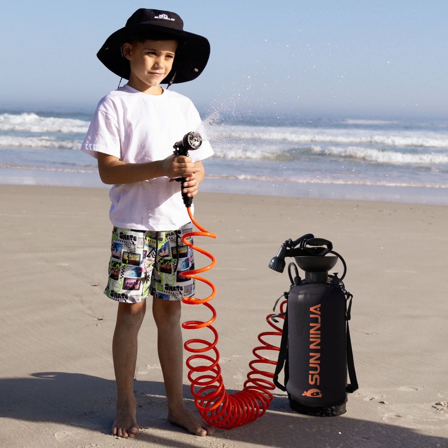 Portable Shower - 2.1 Gallon R8 image 10