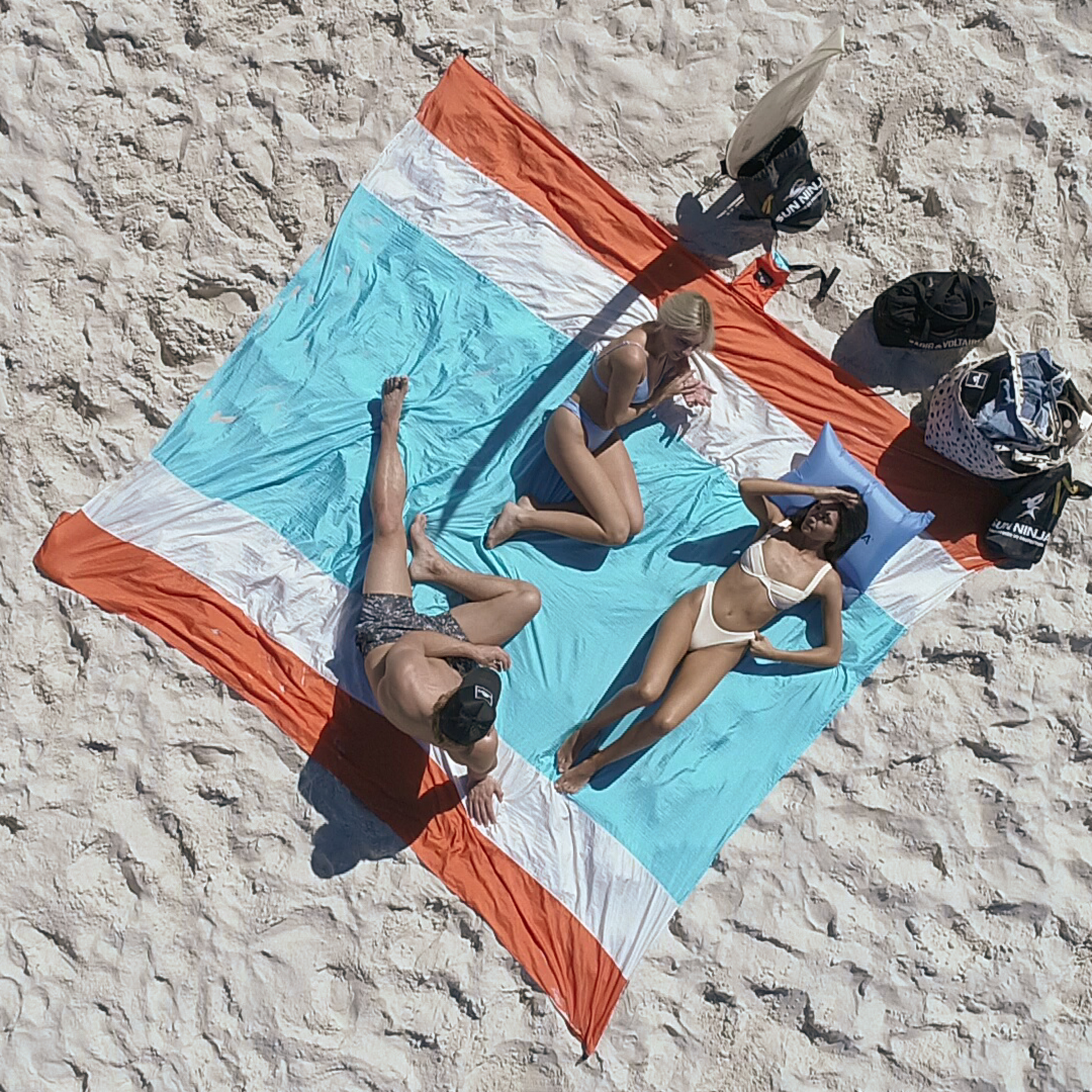 Beach Blanket P7 image 6
