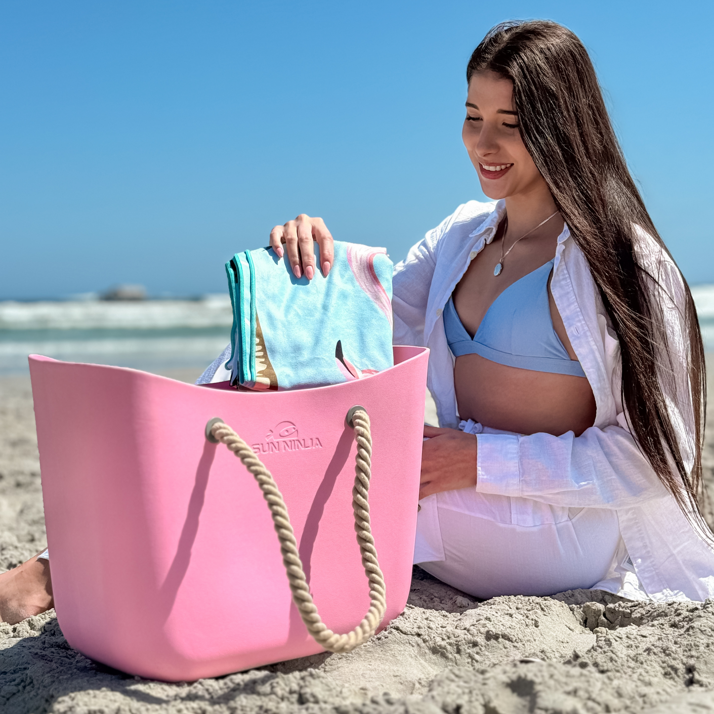 Rubber Beach Tote C3 image 3