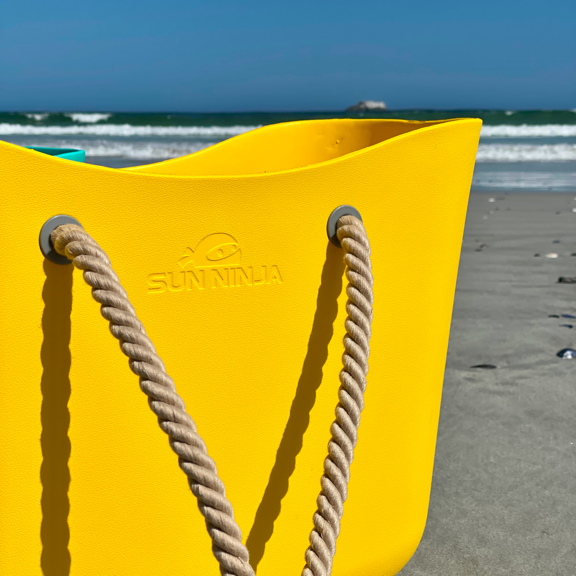 Rubber Beach Tote C3 image 28